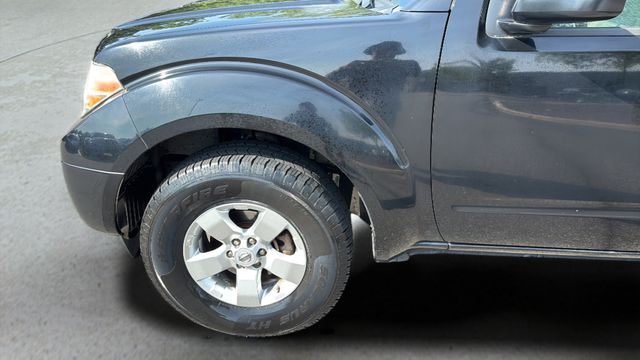 Used 2013 Black Nissan SV image 36