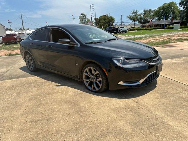 Black Clearcoat 2016 Chrysler 200 Sedan Front-Wheel Drive 9-Speed Automatic