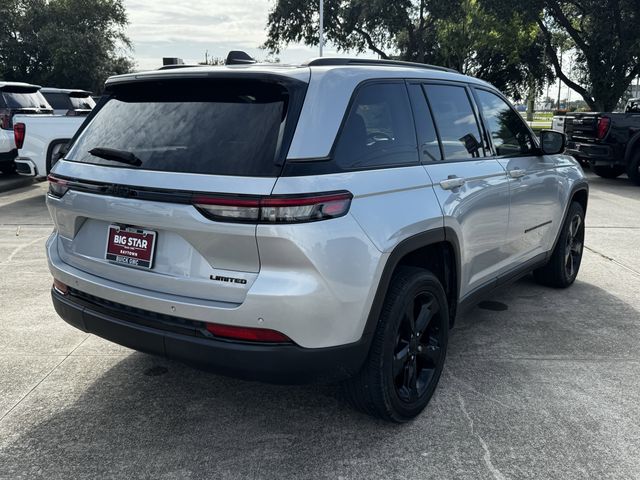 2024 Jeep Grand Cherokee Limited Silver at Texan Dodge Chrysler Jeep Ram