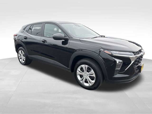 2025 Chevrolet Trax LS FWD