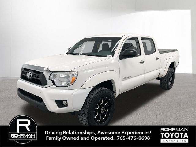 Super White 2015 Toyota Tacoma Pickup Truck Four-Wheel Drive 5-Speed Automatic
