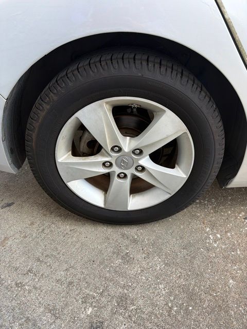 2013 Hyundai Elantra GLS Silver at Emmons Autoplex