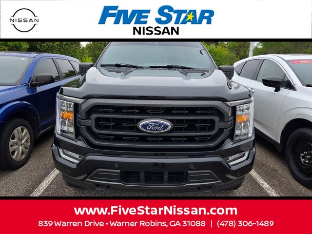 Used 2021 Black Ford XLT image 2