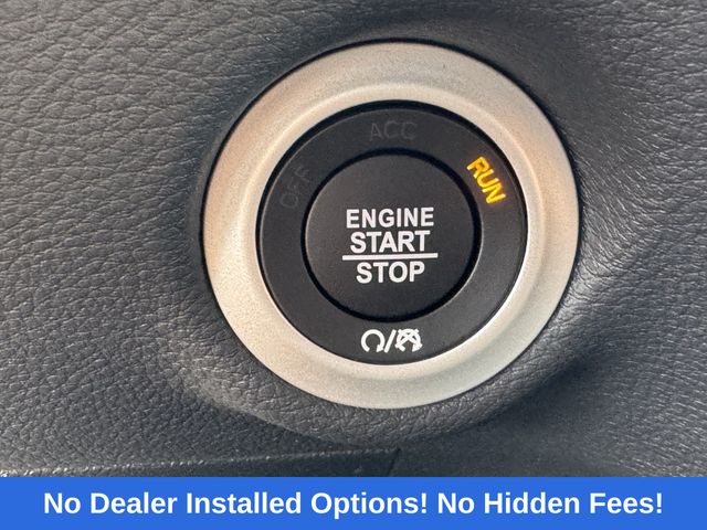 2026 Chrysler Pacifica Select White at Bayshore Chrysler Jeep Dodge Ram