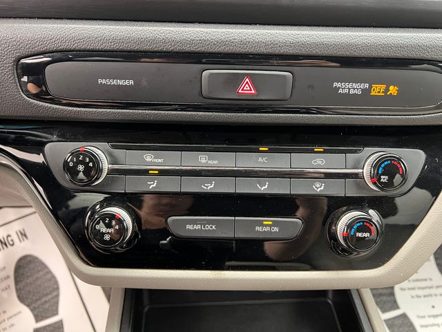 2020 Silky Silver Kia Sedona LX FWD Van