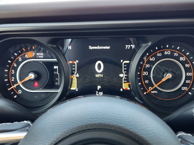 2025 Jeep Wrangler Sahara photo