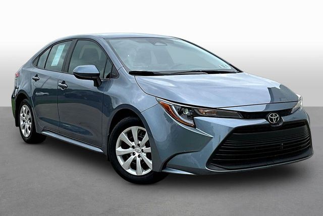 2025 Toyota Corolla LE FWD