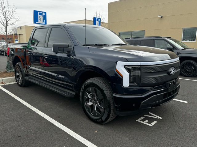 2024 Ford F-150 Lightning Flash 26