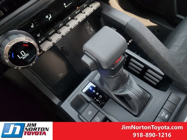 2025 Toyota Tacoma TRD photo 17