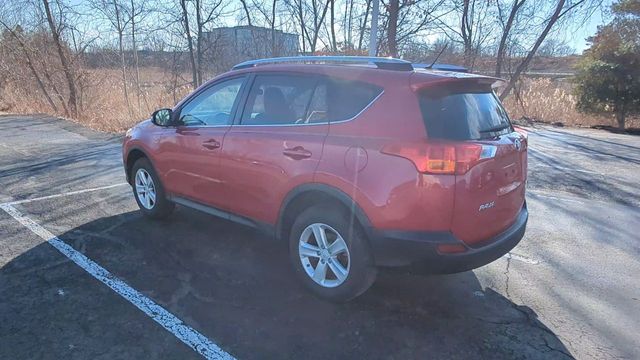 2013 Toyota RAV4 XLE 2