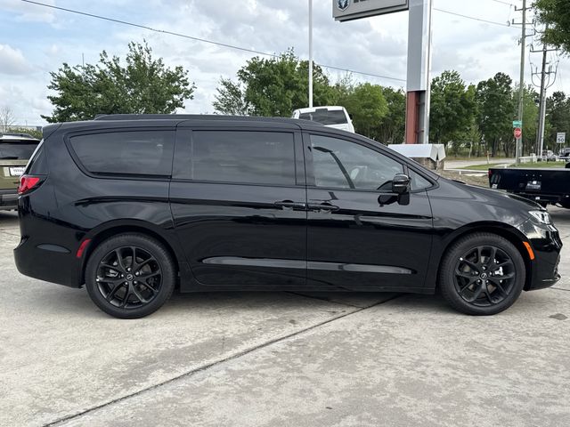 2026 Chrysler Pacifica Limited - 2