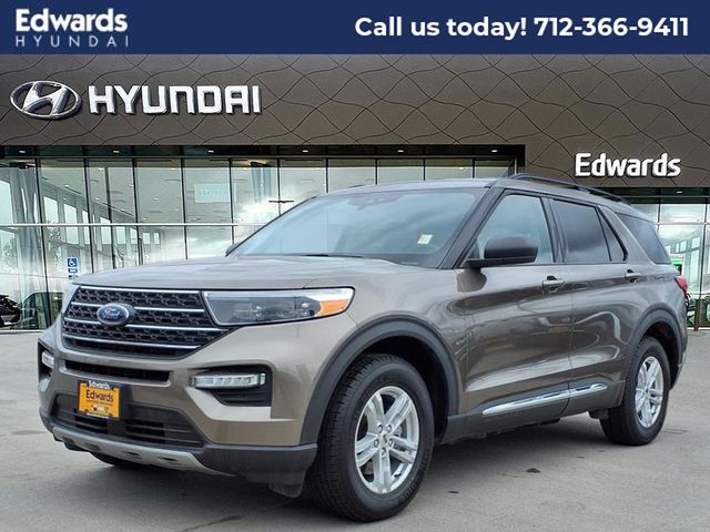 2021 Ford Explorer XLT photo