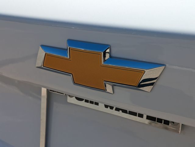 2025 Chevrolet Trax LT photo