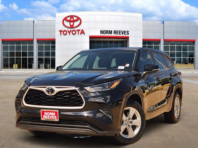Midnight Black Metallic 2023 Toyota Highlander SUV / Crossover Front-Wheel Drive 8-Speed Automatic