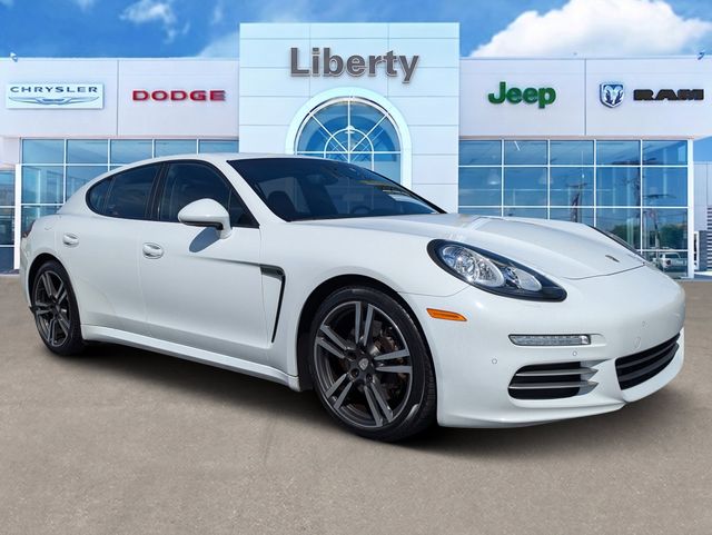 White 2016 Porsche Panamera Sedan All-Wheel Drive 7-Speed Automatic