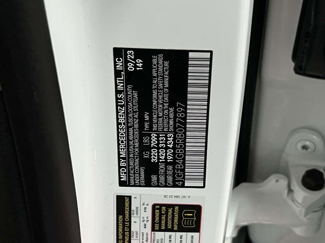 used 2024 Mercedes-Benz GLE car, priced at $59,991