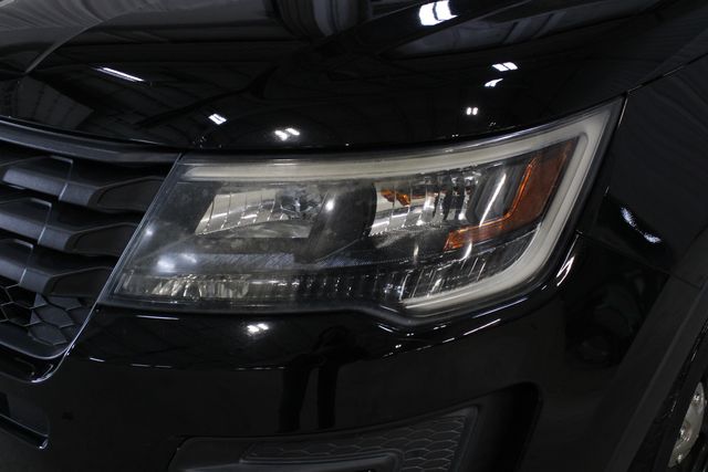 Used 2017 Black Ford Base image 30