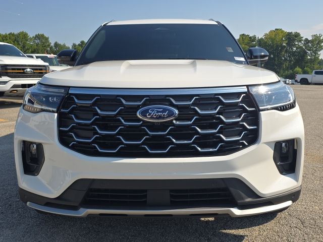 2025 Ford Explorer Platinum:B01877