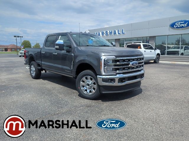 Carbonized Gray Metallic 2026 Ford F-250 Super Duty Lariat Crew Cab 4WD Pickup Truck Four-Wheel Drive Automatic