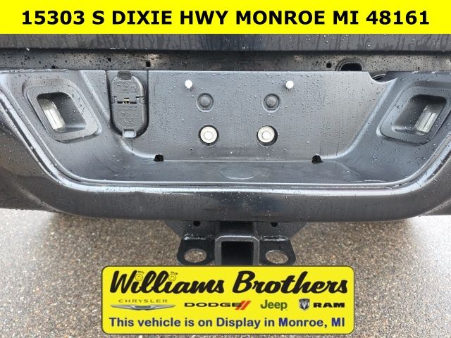 2017 Ram 1500 Night - Brilliant Black Crystal Pearlcoat exterior view 9