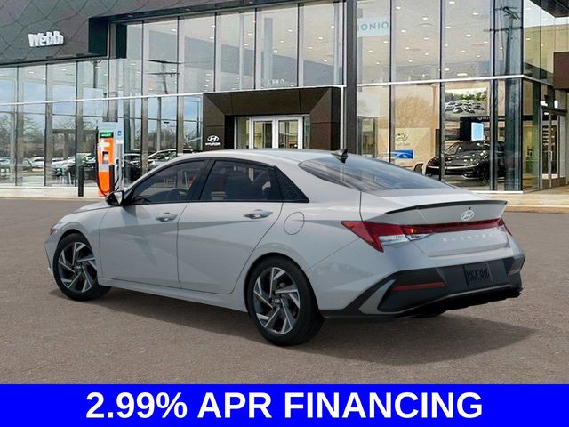 2025 Hyundai Elantra SEL Sport photo