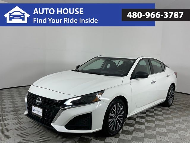 225132025 Nissan Altima 2.5 SV