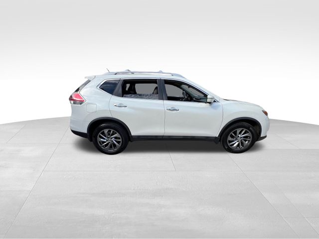 2015 Nissan Rogue SL 11