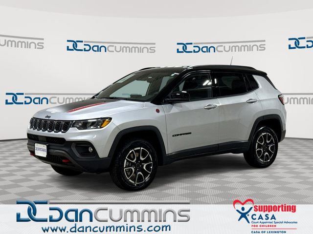 Silver Zynith Metallic Clearcoat 2025 Jeep Compass Trailhawk 4WD SUV / Crossover Four-Wheel Drive 8-Speed Automatic