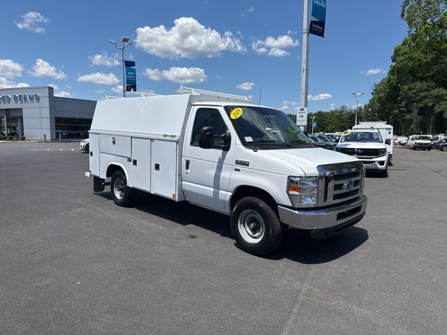 2019 Ford E-Series Chassis E-350 Super Duty 138 Cutaway RWD