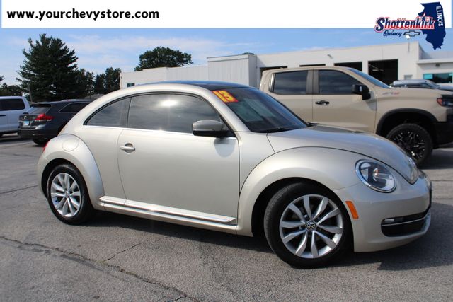Silver Metallic 2013 Volkswagen Beetle Hatchback Front-Wheel Drive 6-Speed Dual Clutch