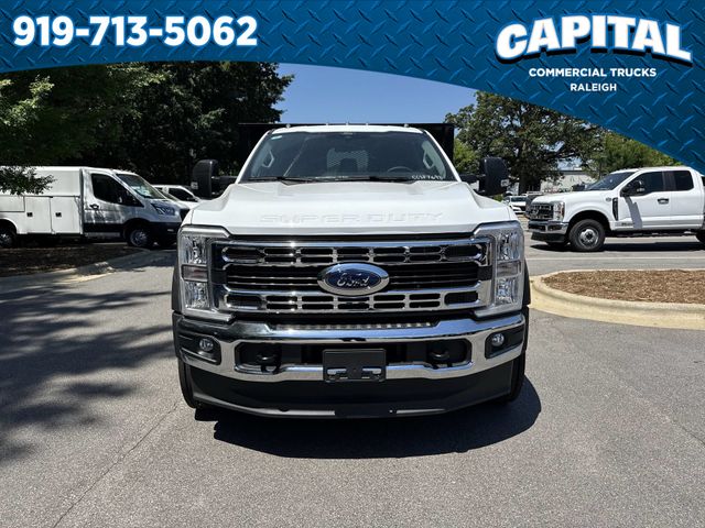 New 2025 White Ford XLT 16FT FLATBED image 4