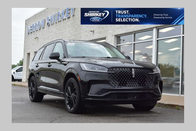Infinite Black Metallic Clearcoat 2025 Lincoln Aviator SUV / Crossover All-Wheel Drive Automatic