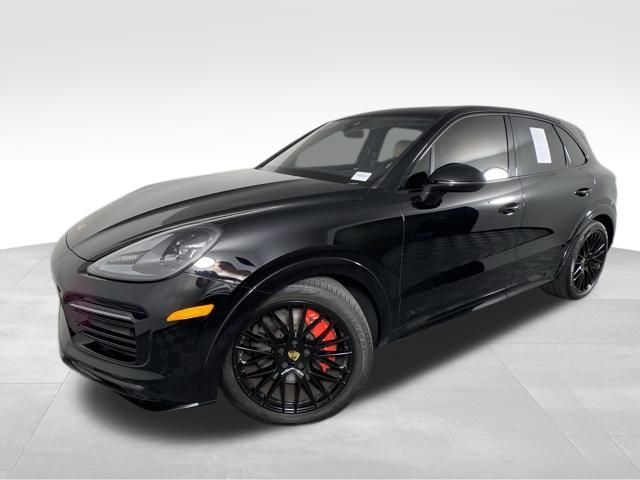 2021 Porsche Cayenne GTS 2