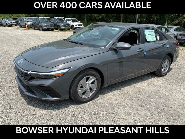 Ecotronic Gray 2026 Hyundai Elantra Sedan Front-Wheel Drive Continuously Variable Transmission