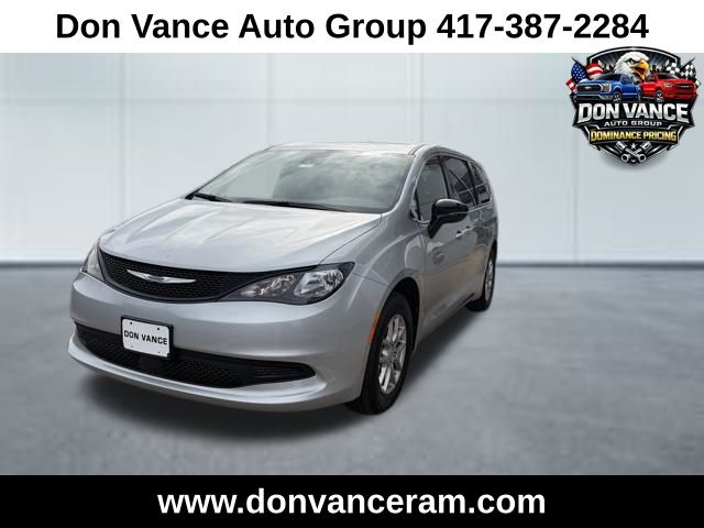 View vehicle photo 2