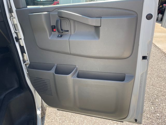 2021 Chevrolet Express 2500 Work Van - Summit White exterior view 12