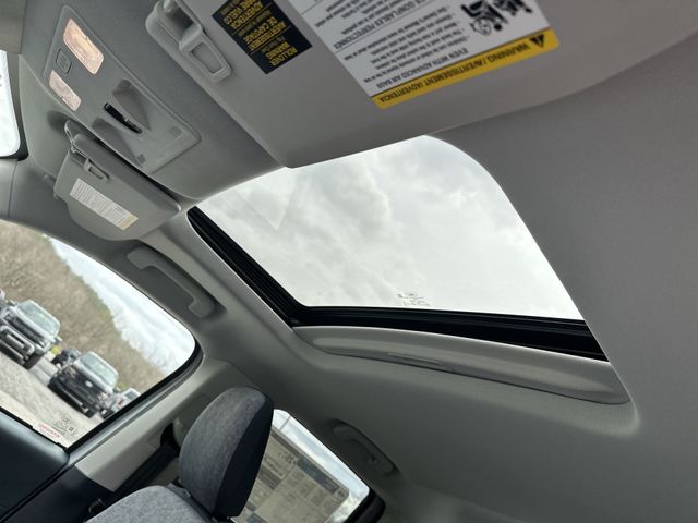 New 2026 White Ford XLT image 18