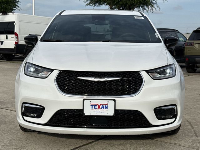 2026 Chrysler Pacifica Select - 5