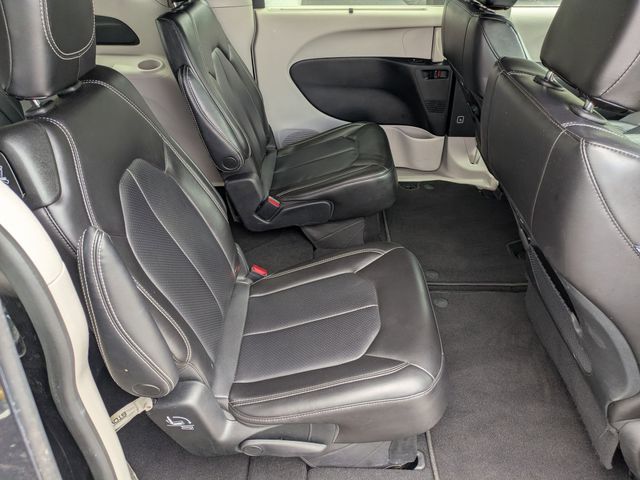 2023 Chrysler Pacifica Touring L - Photo 29