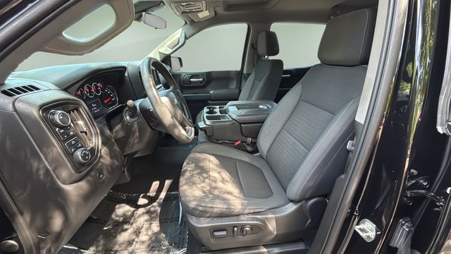 Used 2022 Black Chevrolet Custom image 18