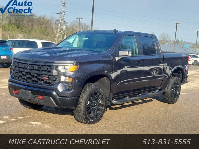 Dark Ash Metallic 2023 Chevrolet Silverado 1500 Custom Trail Boss Crew Cab 4WD Pickup Truck Four-Wheel Drive Automatic