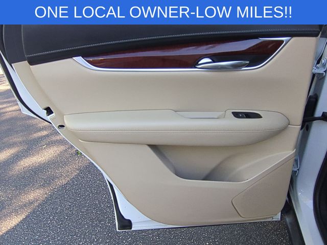 Used 2019 White Cadillac Luxury image 28