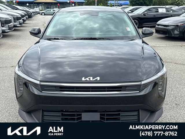 New 2026 Aurora Black Pearl Kia LX image 3
