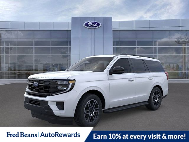 Silver Metallic 2025 Ford Expedition SUV / Crossover Four-Wheel Drive Automatic