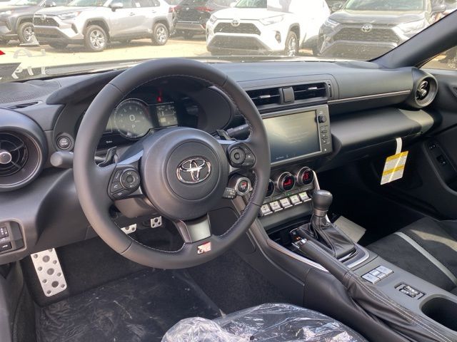 2025 Toyota GR86 Premium photo