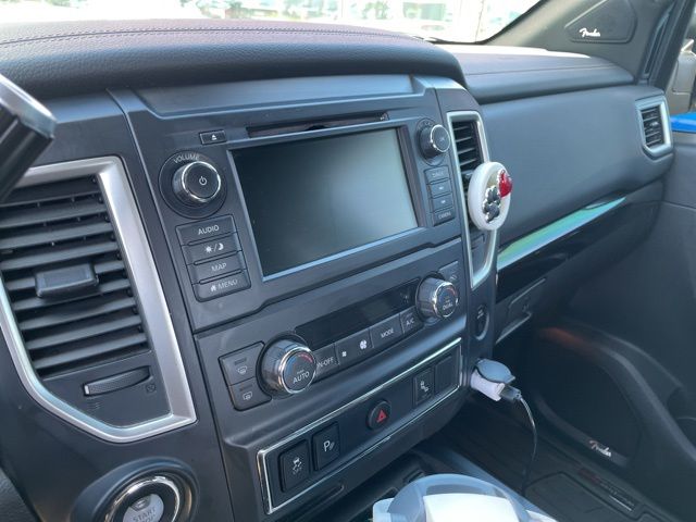 Used 2019 Magnetic Black Metallic Nissan SL image 16