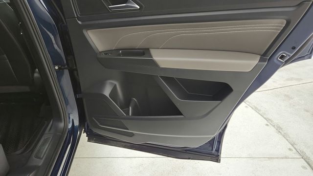2023 Volkswagen Atlas 2.0T SE w/Technology  at Victoria Chrysler Dodge Jeep Ram