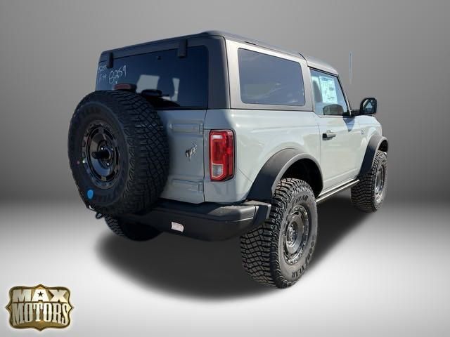 2024 Ford Bronco Black Diamond 11