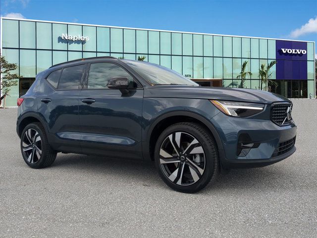 2026 Volvo XC40 B4 Plus FWD