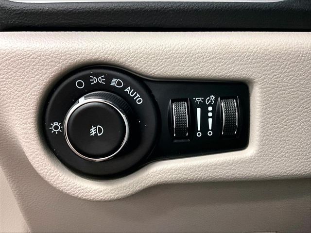 2023 Chrysler Pacifica Touring L Gray at Spitzer Acura